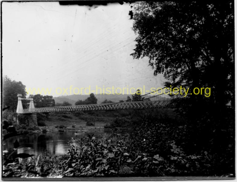 082_Zoar-bridge-looking-up-river_2012-PF.jpg