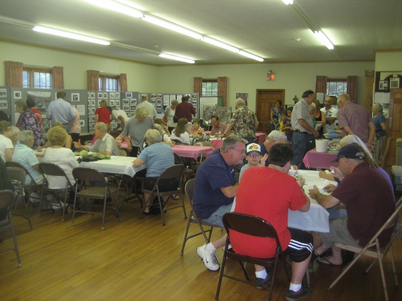 14 The hall at 4-33 PM, 8-25-12 (800x600).jpg