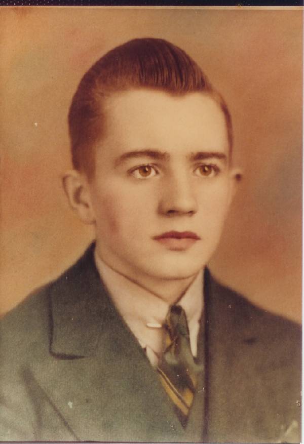 William Eldon Chatfield, Colonel USAF son of Donald Lester Francis 'Ted' Chatfield and Eileen Margaret 'Sally' Daly